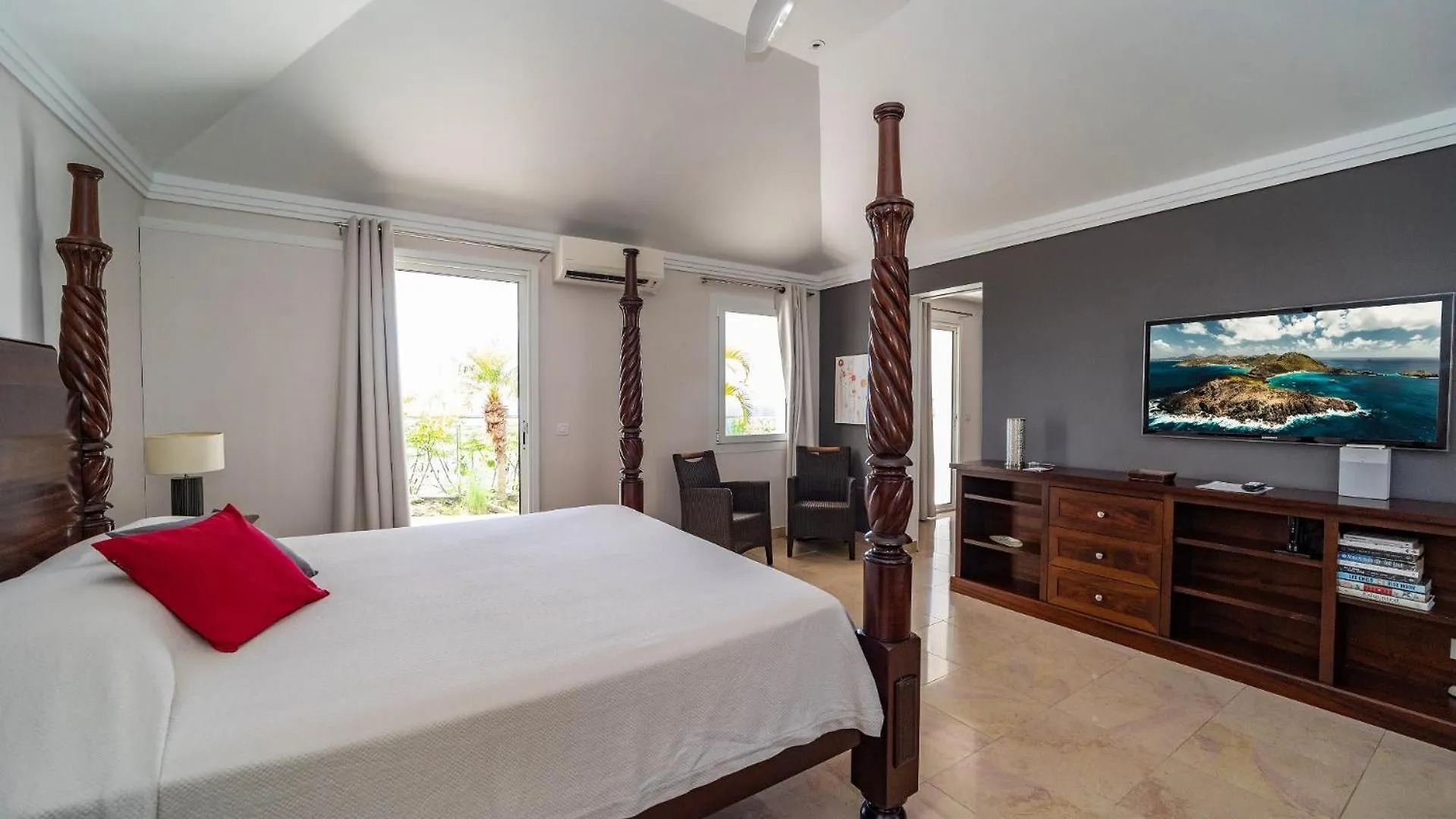 Glorious Villa Perfect For A Romantic Stay St. Barthelemy