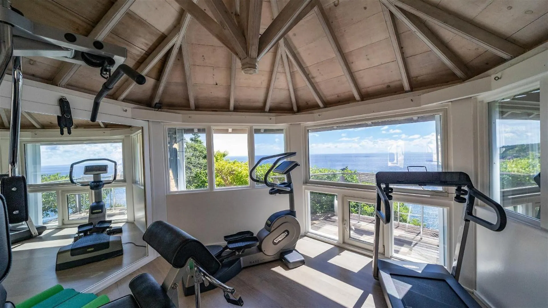 Glorious Villa Perfect For A Romantic Stay St. Barthelemy